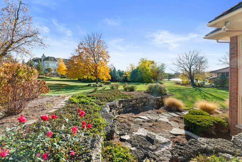 Tiny photo for 2016 Midwest club Parkway, Oak Brook, IL 60523 (MLS # 12580227)