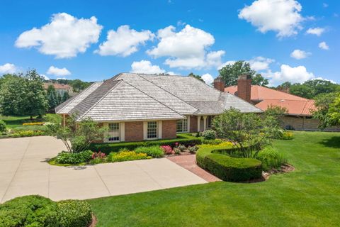 Tiny photo for 2016 Midwest club Parkway, Oak Brook, IL 60523 (MLS # 12580227)