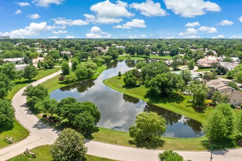 Tiny photo for 2016 Midwest club Parkway, Oak Brook, IL 60523 (MLS # 12580227)