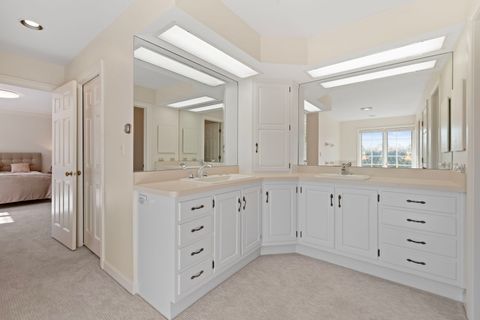 Tiny photo for 2016 Midwest club Parkway, Oak Brook, IL 60523 (MLS # 12580227)