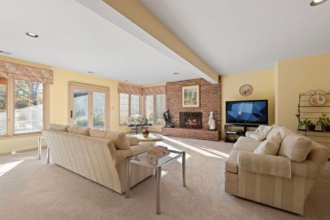 Tiny photo for 2016 Midwest club Parkway, Oak Brook, IL 60523 (MLS # 12580227)