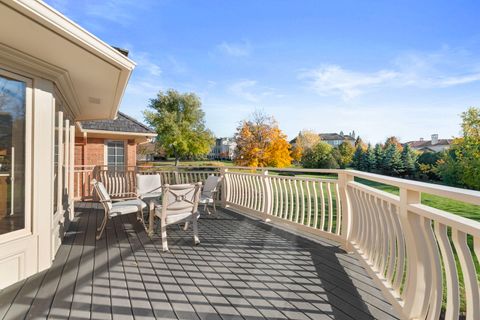 Tiny photo for 2016 Midwest club Parkway, Oak Brook, IL 60523 (MLS # 12580227)