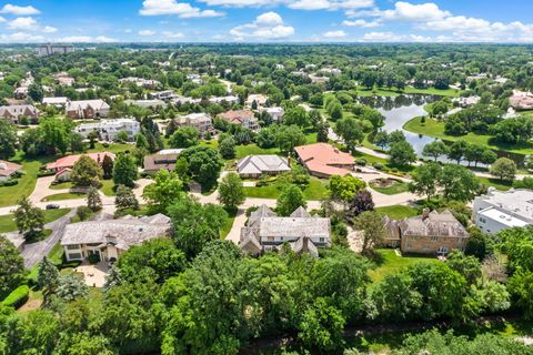 Tiny photo for 2016 Midwest club Parkway, Oak Brook, IL 60523 (MLS # 12580227)