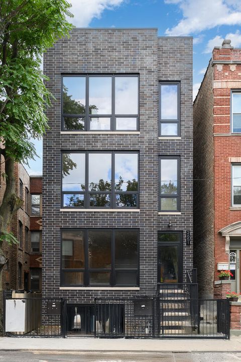 Photo of 2651 W Augusta Boulevard #3, Chicago, IL 60622 (MLS # 12492058)