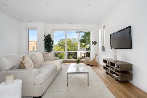 Tiny photo for 2651 W Augusta Boulevard #3, Chicago, IL 60622 (MLS # 12492058)