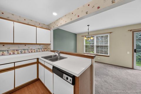 Tiny photo for 738 Silk Oak Lane, Crystal Lake, IL 60014 (MLS # 12682665)
