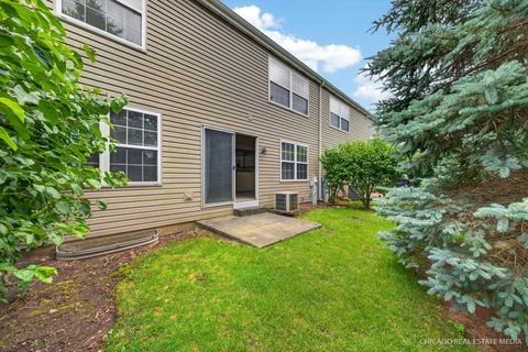 Tiny photo for 738 Silk Oak Lane, Crystal Lake, IL 60014 (MLS # 12682665)