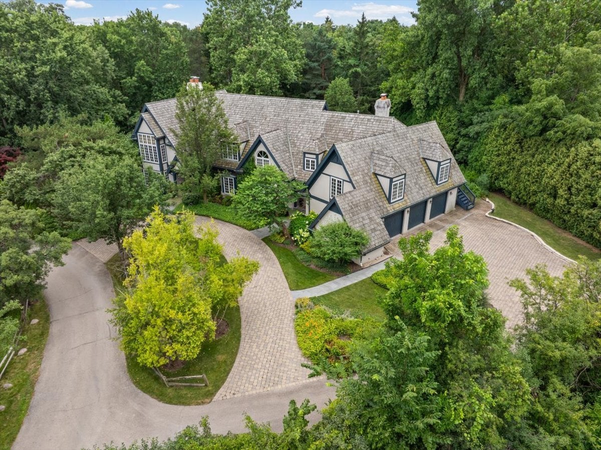 3 Old Hunt Road