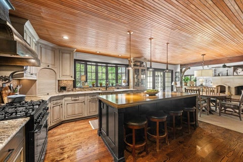 Tiny photo for 3 Old Hunt Road, Northfield, IL 60093 (MLS # 12734478)