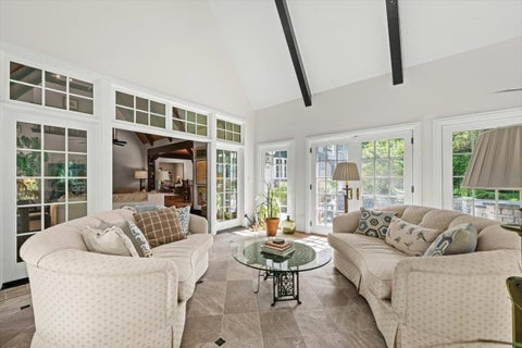 Tiny photo for 3 Old Hunt Road, Northfield, IL 60093 (MLS # 12734478)