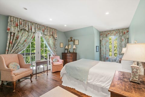 Tiny photo for 3 Old Hunt Road, Northfield, IL 60093 (MLS # 12734478)