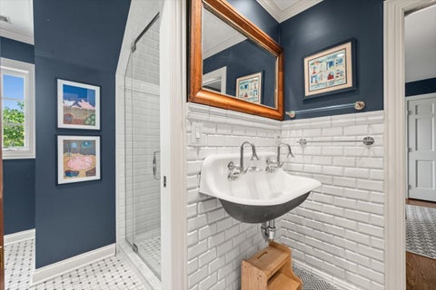 Tiny photo for 3 Old Hunt Road, Northfield, IL 60093 (MLS # 12734478)