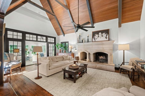 Tiny photo for 3 Old Hunt Road, Northfield, IL 60093 (MLS # 12734478)