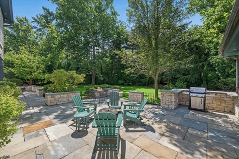 Tiny photo for 3 Old Hunt Road, Northfield, IL 60093 (MLS # 12734478)