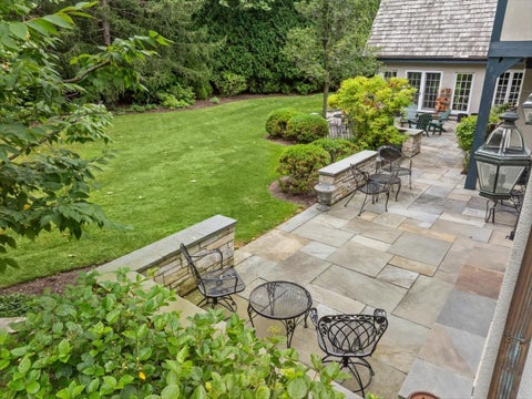 Tiny photo for 3 Old Hunt Road, Northfield, IL 60093 (MLS # 12734478)