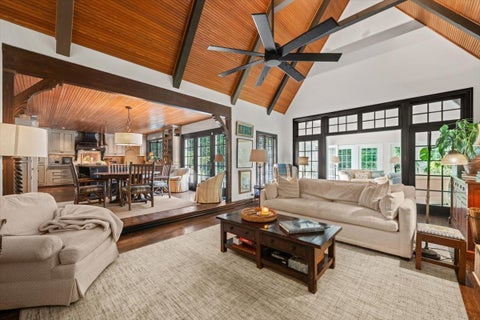 Tiny photo for 3 Old Hunt Road, Northfield, IL 60093 (MLS # 12734478)