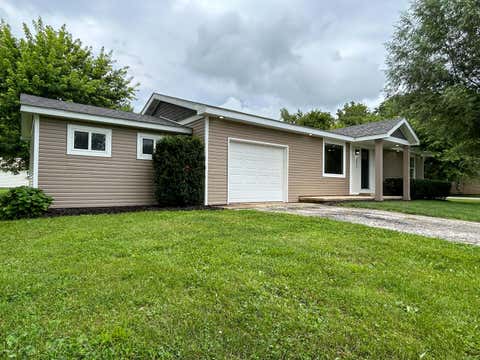Tiny photo for 300 W Alabama Avenue, Casey, IL 62420 (MLS # 12732786)