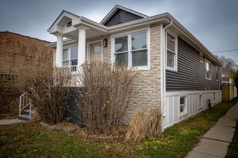 Tiny photo for 6614 W Belmont Avenue, Chicago, IL 60634 (MLS # 12524469)