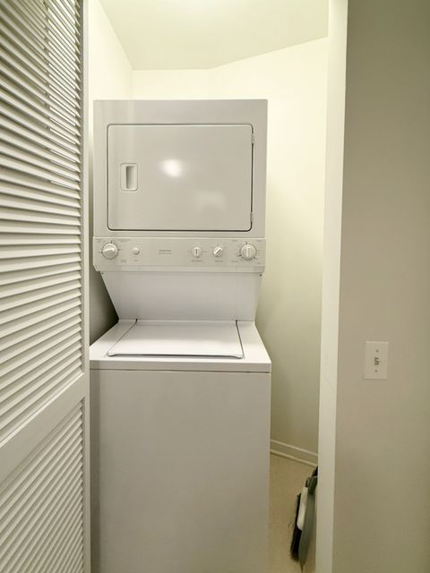 Tiny photo for 900 N KINGSBURY Street #942, Chicago, IL 60610 (MLS # 12541598)