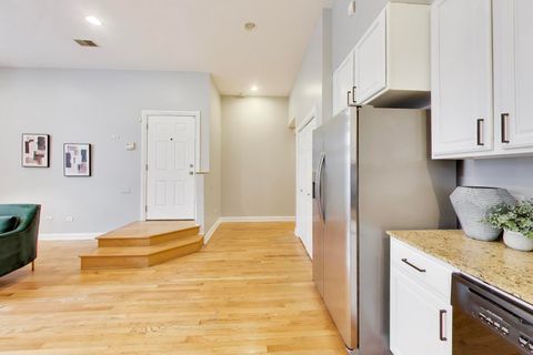 Tiny photo for 2629 N ASHLAND Avenue #1B, Chicago, IL 60614 (MLS # 12584438)