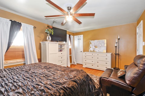 Tiny photo for 7234 S Albany Avenue, Chicago, IL 60629 (MLS # 12751278)