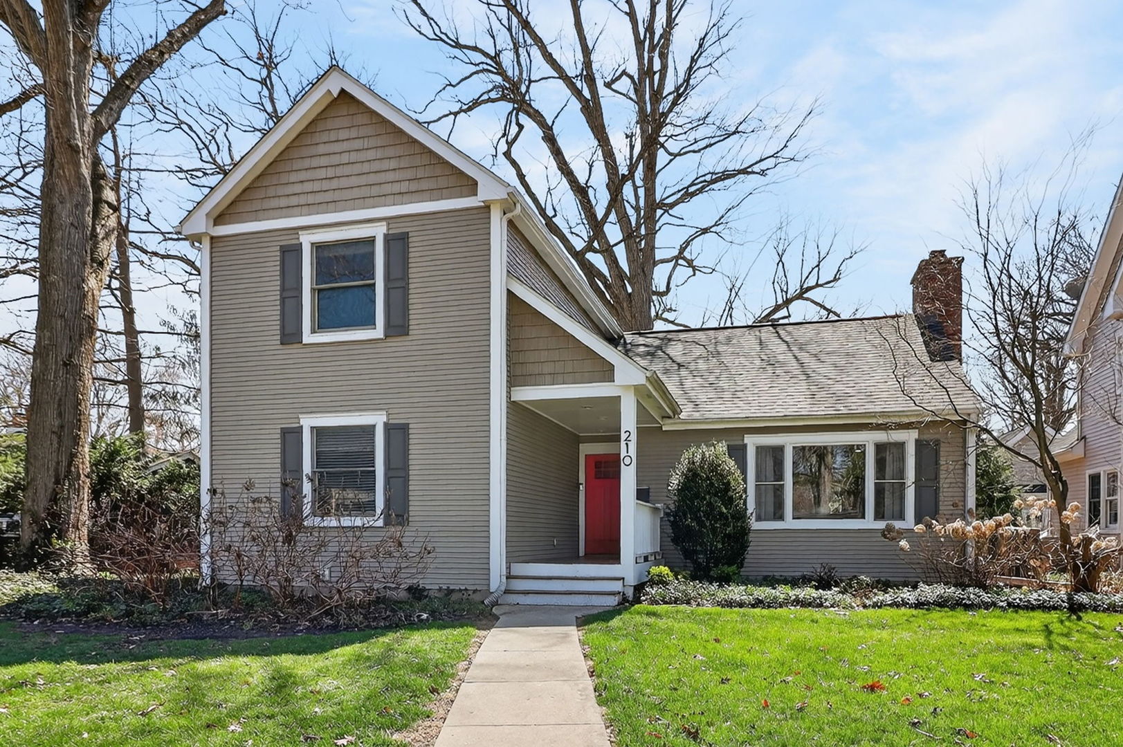 Properties 1 210 Woodward Avenue