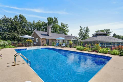 Tiny photo for 40W755 Bridle Creek Drive, St. Charles, IL 60175 (MLS # 12716396)