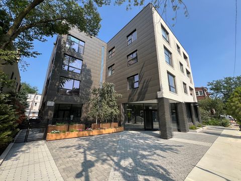 5691 N Ridge Avenue Chicago IL 60660