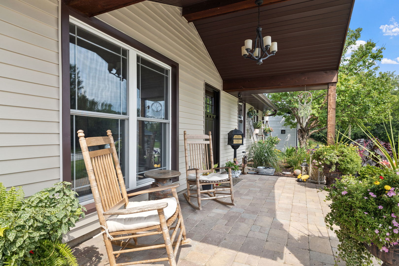10232 Hilltop Drive