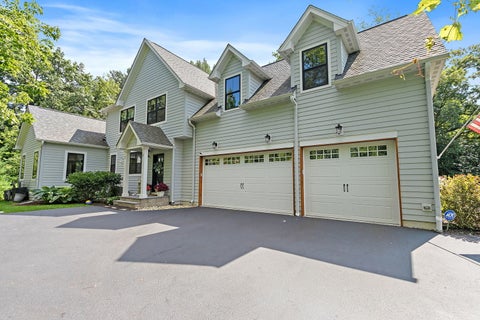 Tiny photo for 6921 Inverway Drive, Lakewood, IL 60014 (MLS # 12740139)