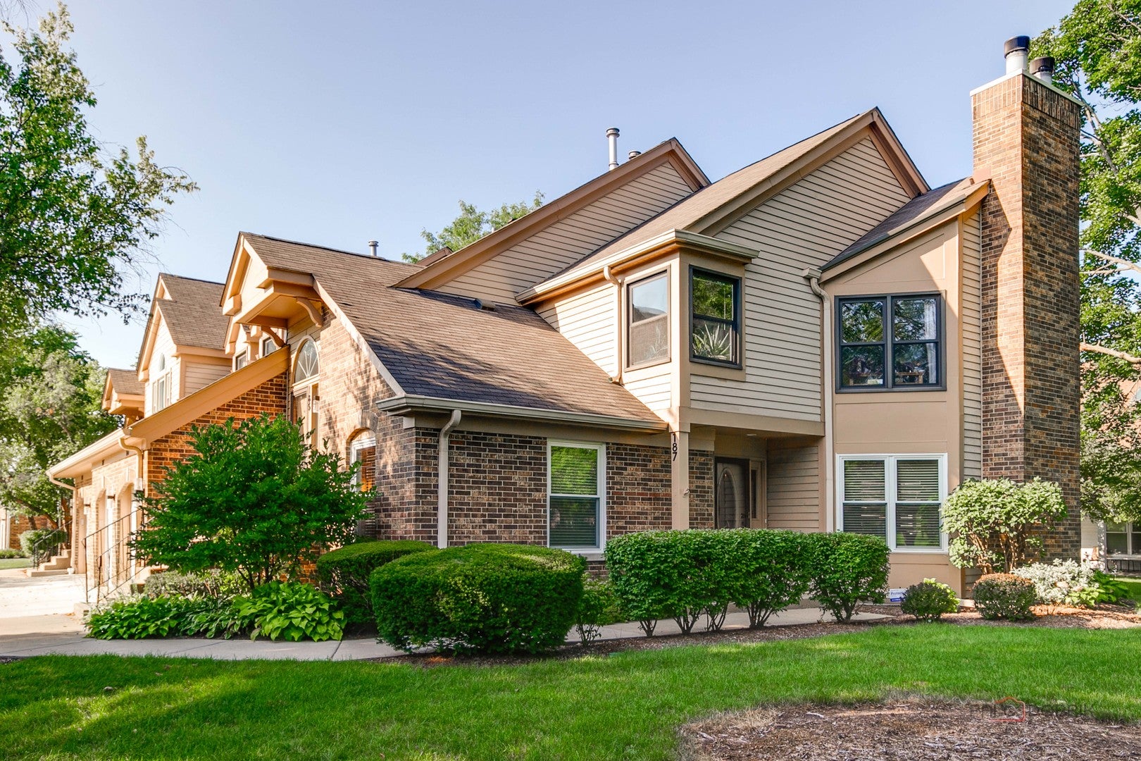 187 Willow Parkway