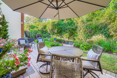 Tiny photo for 28 Windsor Drive, Elmhurst, IL 60126 (MLS # 12482319)