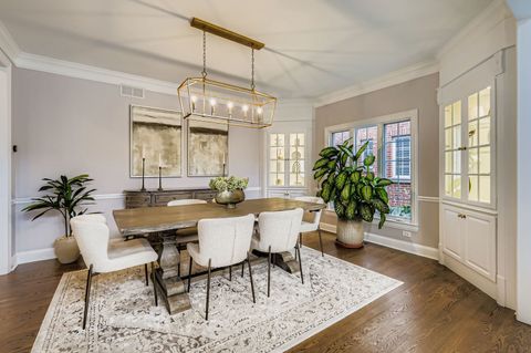 Tiny photo for 28 Windsor Drive, Elmhurst, IL 60126 (MLS # 12482319)