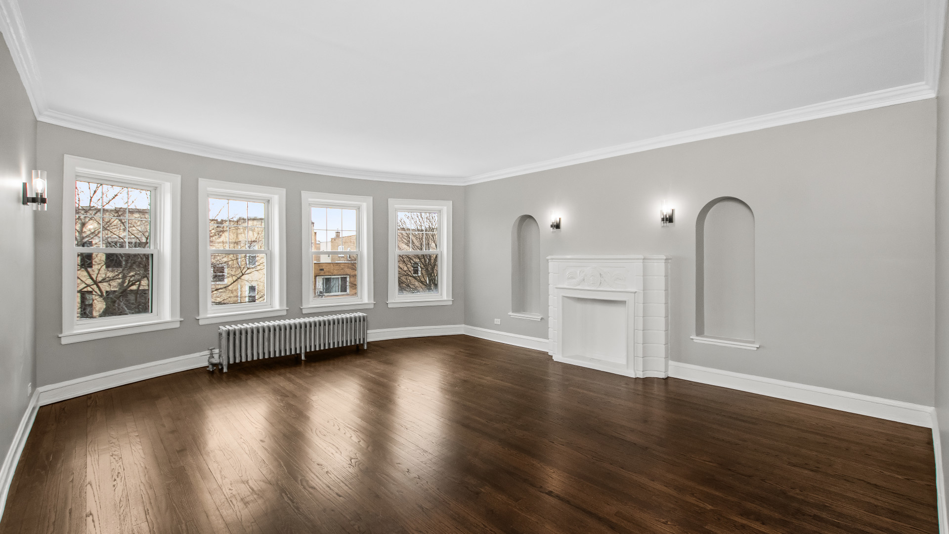 5637 N Christiana Avenue