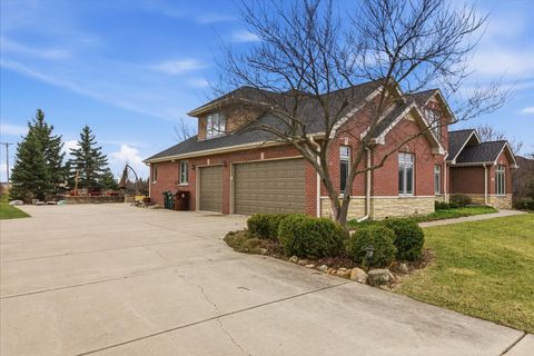 Tiny photo for 13106 Fox Hill Court, Lemont, IL 60439 (MLS # 12587820)