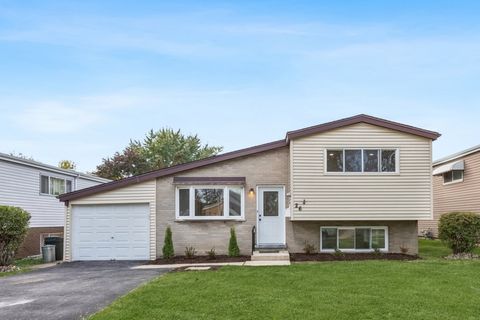 Photo of 26 N Craig Place, Lombard, IL 60148 (MLS # 12511978)