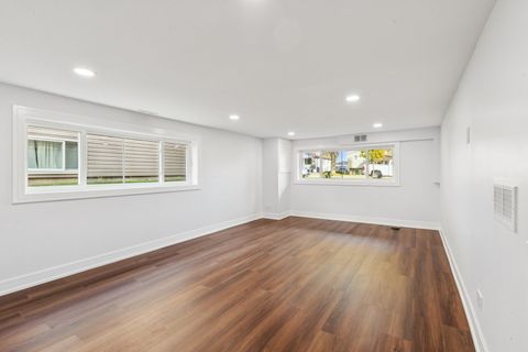 Tiny photo for 26 N Craig Place, Lombard, IL 60148 (MLS # 12511978)