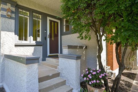 Tiny photo for 727 Clinton Place, River Forest, IL 60305 (MLS # 12456047)