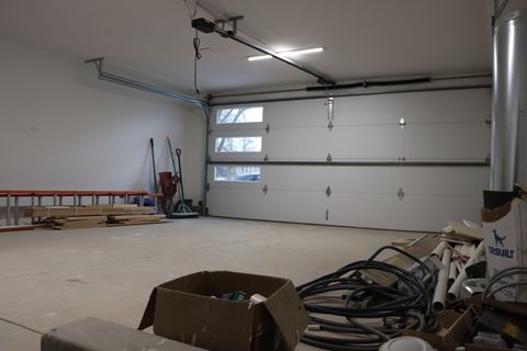 Tiny photo for 10009 S Beverly Avenue, Chicago, IL 60643 (MLS # 12585914)