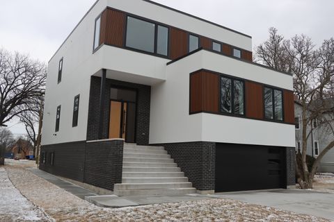 Tiny photo for 10009 S Beverly Avenue, Chicago, IL 60643 (MLS # 12585914)