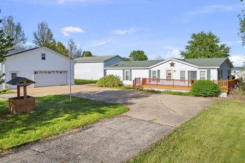 Tiny photo for 409 233rd Street, Aledo, IL 61231 (MLS # 12601369)