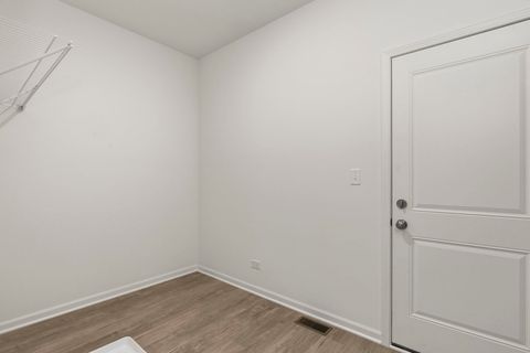 Tiny photo for 32004 Savannah Drive, Lakemoor, IL 60051 (MLS # 12492778)