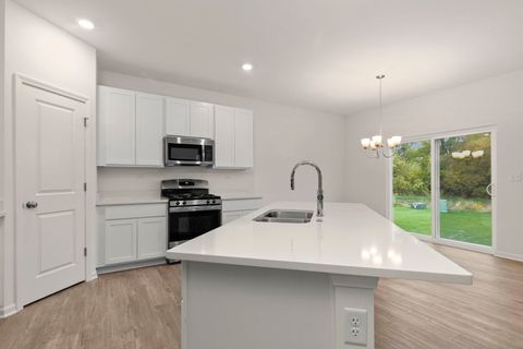 Tiny photo for 32004 Savannah Drive, Lakemoor, IL 60051 (MLS # 12492778)