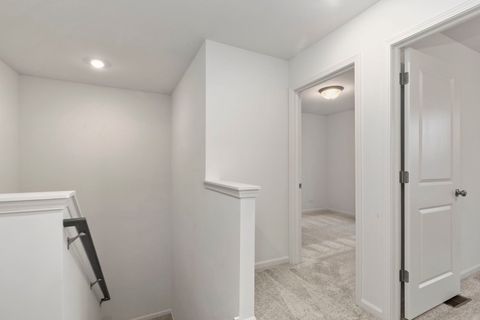 Tiny photo for 32004 Savannah Drive, Lakemoor, IL 60051 (MLS # 12492778)