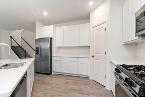 Tiny photo for 32004 Savannah Drive, Lakemoor, IL 60051 (MLS # 12492778)