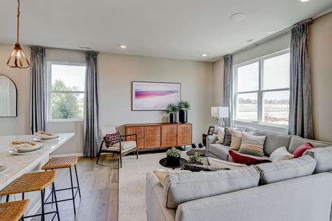 Tiny photo for 320 Kingsport Drive, South Elgin, IL 60177 (MLS # 12518107)