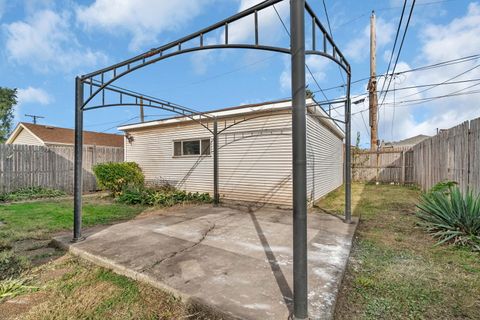 Tiny photo for 46 E Brayton Street, Chicago, IL 60628 (MLS # 12506888)