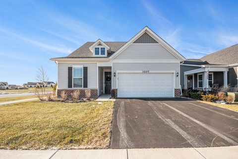 Tiny photo for 3207 Dove Mountain Drive, Aurora, IL 60503 (MLS # 12621179)