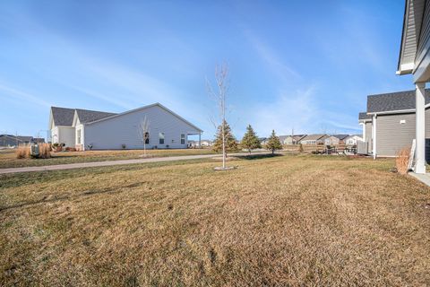 Tiny photo for 3207 Dove Mountain Drive, Aurora, IL 60503 (MLS # 12621179)
