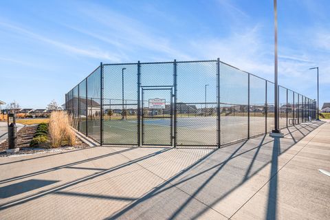 Tiny photo for 3207 Dove Mountain Drive, Aurora, IL 60503 (MLS # 12621179)